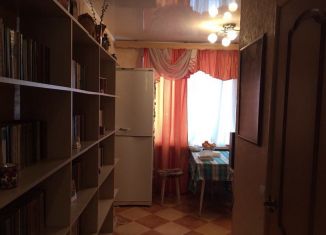Продам 2-комнатную квартиру, 50.8 м2, Белёв, Советская улица, 62