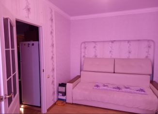 Продам 1-комнатную квартиру, 35 м2, село Молочное, Ново-Садовая улица, 3