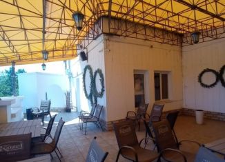 Продаю помещение свободного назначения, 731 м2, Евпатория, проспект Победы, 28