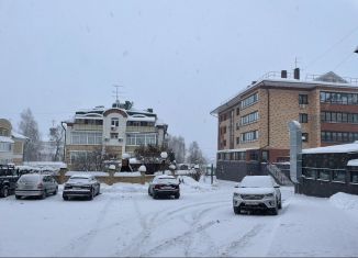 Однокомнатная квартира на продажу, 45 м2, Киров, улица Урицкого, 5