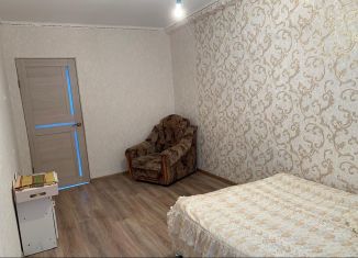 Сдача в аренду двухкомнатной квартиры, 62 м2, Карачаево-Черкесия, микрорайон Северный, 11