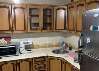 Сдаю в аренду комнату, 18 м2, Черкесск, улица Космонавтов, 86