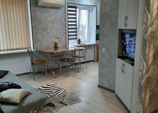 Однокомнатная квартира в аренду, 40 м2, Таганрог, улица Москатова, 5
