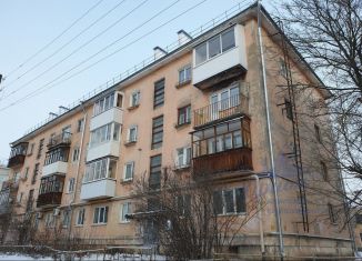 Продаю 2-комнатную квартиру, 41 м2, Дзержинск, улица Чапаева, 39