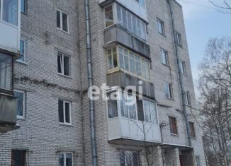 Продам двухкомнатную квартиру, 47.2 м2, городской посёлок Рахья, Ленинградское шоссе, 19