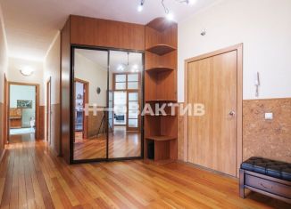 Продам 3-комнатную квартиру, 108 м2, Новосибирск, улица Галущака, 1, метро Красный проспект
