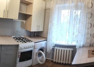 Сдам в аренду 1-комнатную квартиру, 33 м2, Каменск-Шахтинский, Коммунистический переулок, 85А