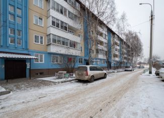 Четырехкомнатная квартира на продажу, 61 м2, Иркутская область, рабочий посёлок Маркова, 25