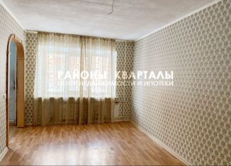 Продаю 2-комнатную квартиру, 41.9 м2, Челябинск, улица Постышева, 6, Центральный район