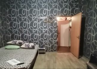 Продам 3-комнатную квартиру, 60.5 м2, Кемеровская область, улица Патриотов, 11