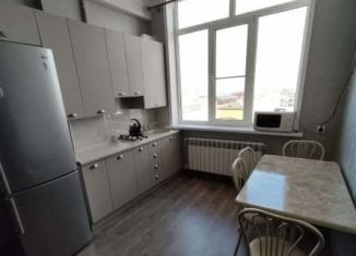 Продаю однокомнатную квартиру, 43 м2, посёлок городского типа Семендер, проспект Казбекова, 34