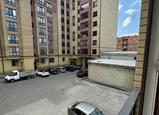 Трехкомнатная квартира на продажу, 103 м2, Владикавказ, улица Хадарцева, 10А, 12-й микрорайон