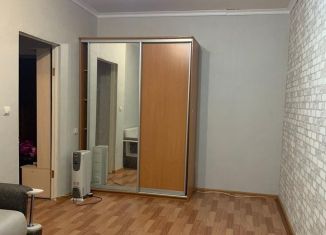 Продается 1-комнатная квартира, 36 м2, Стрежевой, площадь Буровиков