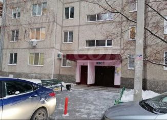 Двухкомнатная квартира на продажу, 50.4 м2, Тюменская область, улица Домостроителей, 18