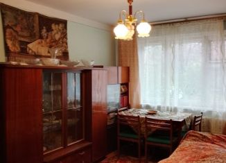 Продам трехкомнатную квартиру, 63 м2, Новосибирск, улица Бориса Богаткова, 243, метро Берёзовая роща
