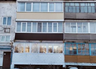 Продается двухкомнатная квартира, 48.7 м2, село Павловск, Заводская улица, 1А