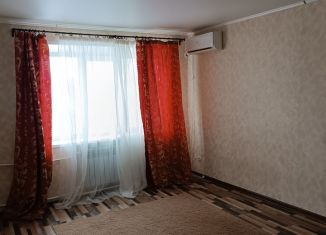 Сдаю двухкомнатную квартиру, 48 м2, Волгоградская область, улица Серафимовича, 3