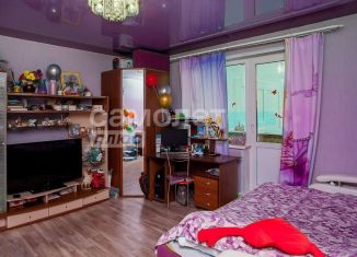 Продается 2-комнатная квартира, 50.5 м2, Кемеровская область, проспект Овощеводов, 4