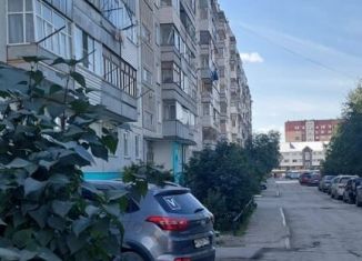 Продаю 2-комнатную квартиру, 50.2 м2, Новосибирская область, Комсомольская улица, 15