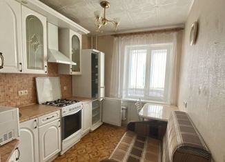 Продам 2-комнатную квартиру, 51 м2, Реутов, улица Октября, 2