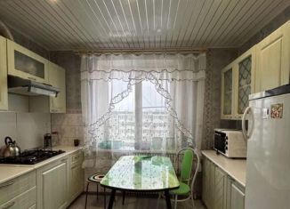 Продажа трехкомнатной квартиры, 74 м2, Ленинградская область, Школьная улица, 27