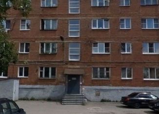 Сдаю в аренду комнату, 10 м2, Калуга, улица Салтыкова-Щедрина