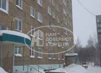 Продам 4-ком. квартиру, 69.4 м2, Сарапул, улица Калинина, 6