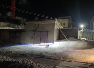 Гараж на продажу, 30 м2, поселок городского типа Никель