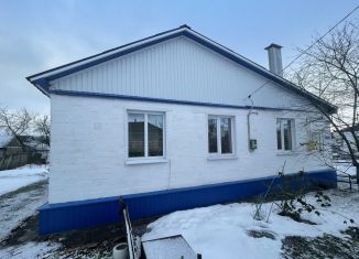 Продам дом, 70 м2, поселок городского типа Анна, улица 50 лет Октября, 12