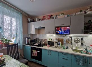 Продам двухкомнатную квартиру, 57 м2, Челябинская область, улица Александра Шмакова, 19