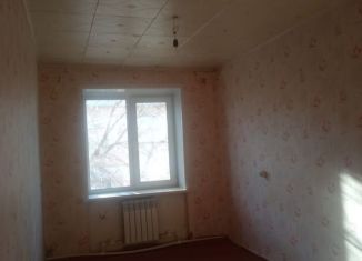 Продается 2-ком. квартира, 47 м2, поселок Новоорск, Молодёжный переулок, 14