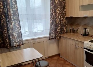 Аренда 2-комнатной квартиры, 43 м2, Кемеровская область, проспект Бардина, 15