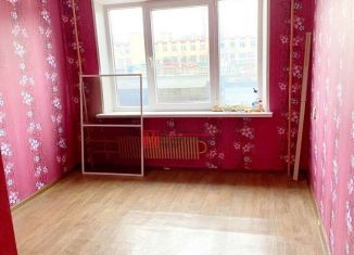 Продаю 1-ком. квартиру, 17 м2, Старый Оскол, микрорайон Молодогвардеец, 2