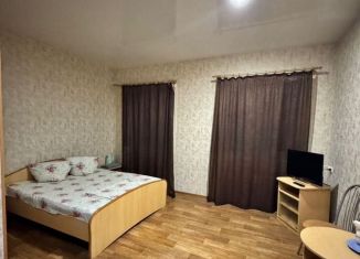 Сдача в аренду комнаты, 24 м2, Курган, Омская улица, 138А