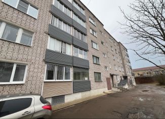 Продам 1-комнатную квартиру, 33 м2, Псковская область, улица Тихмянова, 25