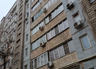 Продам трехкомнатную квартиру, 62.8 м2, Астраханская область, Боевая улица, 83к1