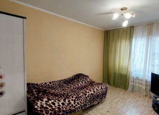 Продаю 2-ком. квартиру, 42 м2, Балабаново, Московская улица, 8