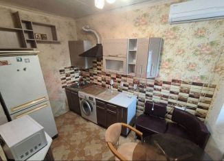 Продам квартиру студию, 32 м2, Ростов-на-Дону, Батуринская улица, 165/13, ЖК Донской