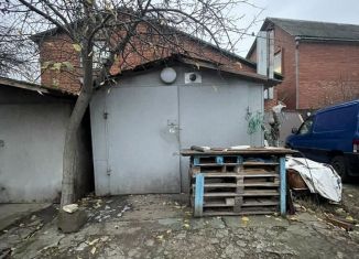 Продаю гараж, 15 м2, Краснодар, Садовая улица, 7