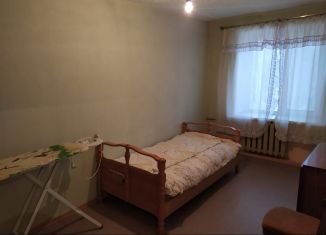 Аренда двухкомнатной квартиры, 45 м2, Смоленск, улица Попова, 38