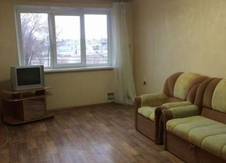 Продается двухкомнатная квартира, 47.8 м2, Магнитогорск, улица Галиуллина, 1