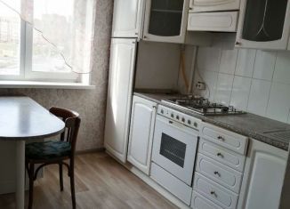 Сдам 2-ком. квартиру, 52 м2, Татарстан, улица Ленина, 116