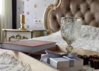 Продам 3-ком. квартиру, 98.2 м2, Омская область, Учебная улица, 90