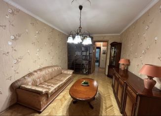 Сдаю 3-ком. квартиру, 80 м2, Москва, улица Гамалеи, 9, метро Щукинская