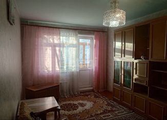 Продам 2-комнатную квартиру, 48 м2, Кемеровская область, проспект Ленина, 44