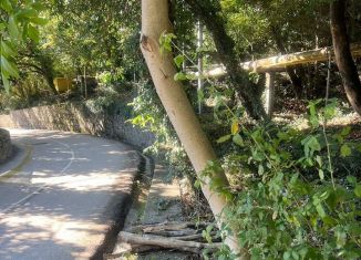 Продаю участок, 4.5 сот., поселок городского типа Отрадное, Отрадная улица, 25А