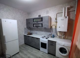 Аренда 1-ком. квартиры, 35 м2, Ейск, улица Короленко, 39