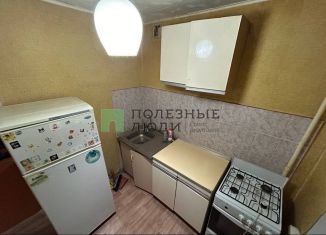 Продается 1-ком. квартира, 31 м2, Саратов, улица имени А.К. Серова, 6