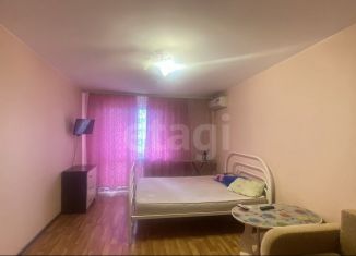 Продаю 2-комнатную квартиру, 60 м2, Геленджик, улица Маршала Жукова, 1к5