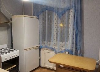 2-ком. квартира в аренду, 38 м2, Балаково, улица Факел Социализма, 13